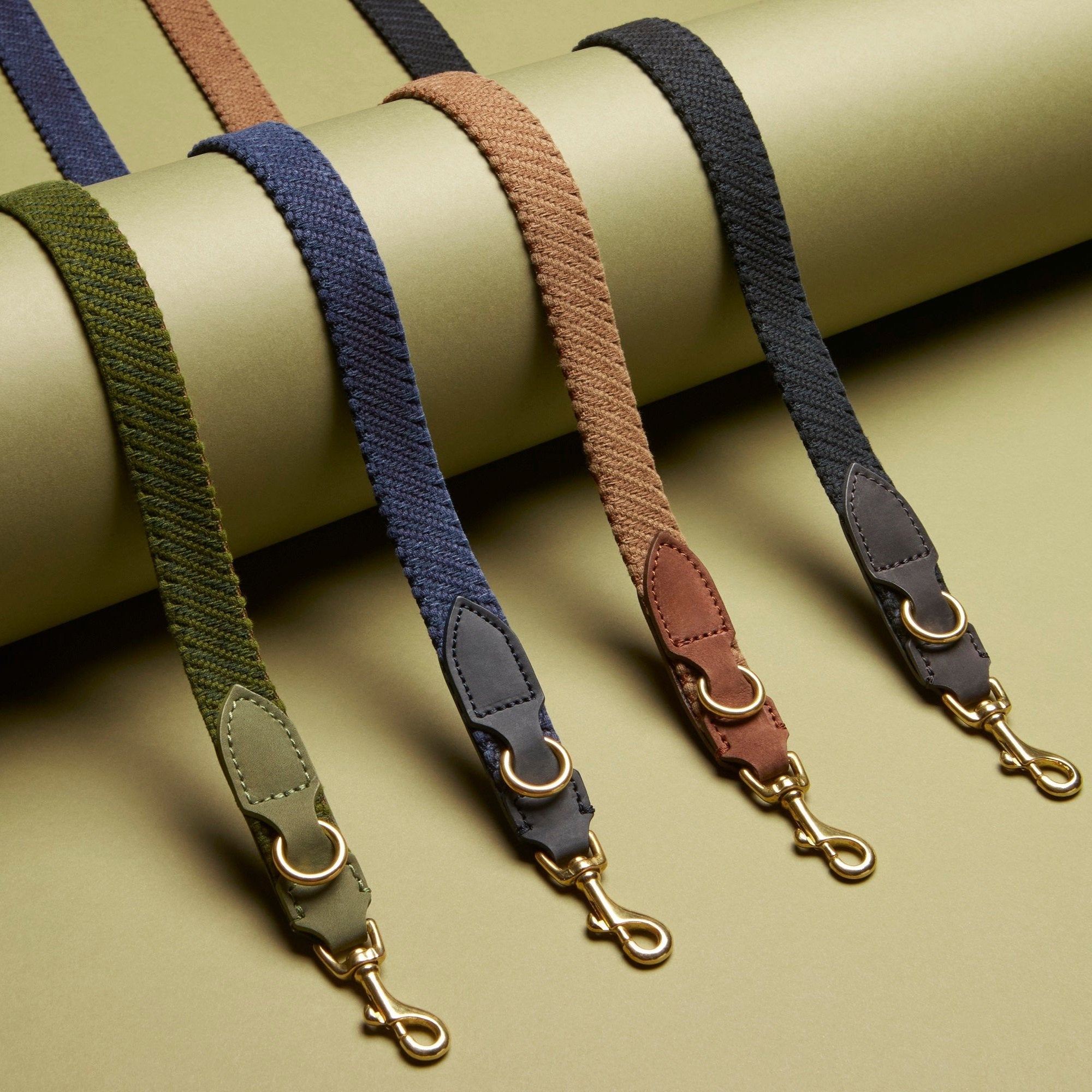 Serrana 3x Adjustable Dog Leash - Whiskey